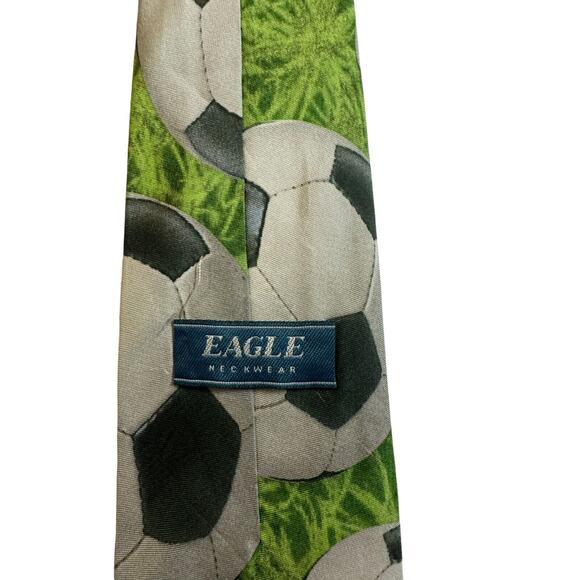 Eagle Neckwear Soccer Balls Grass Sports Novelty Necktie 100% Silk - Picture 4 of 6